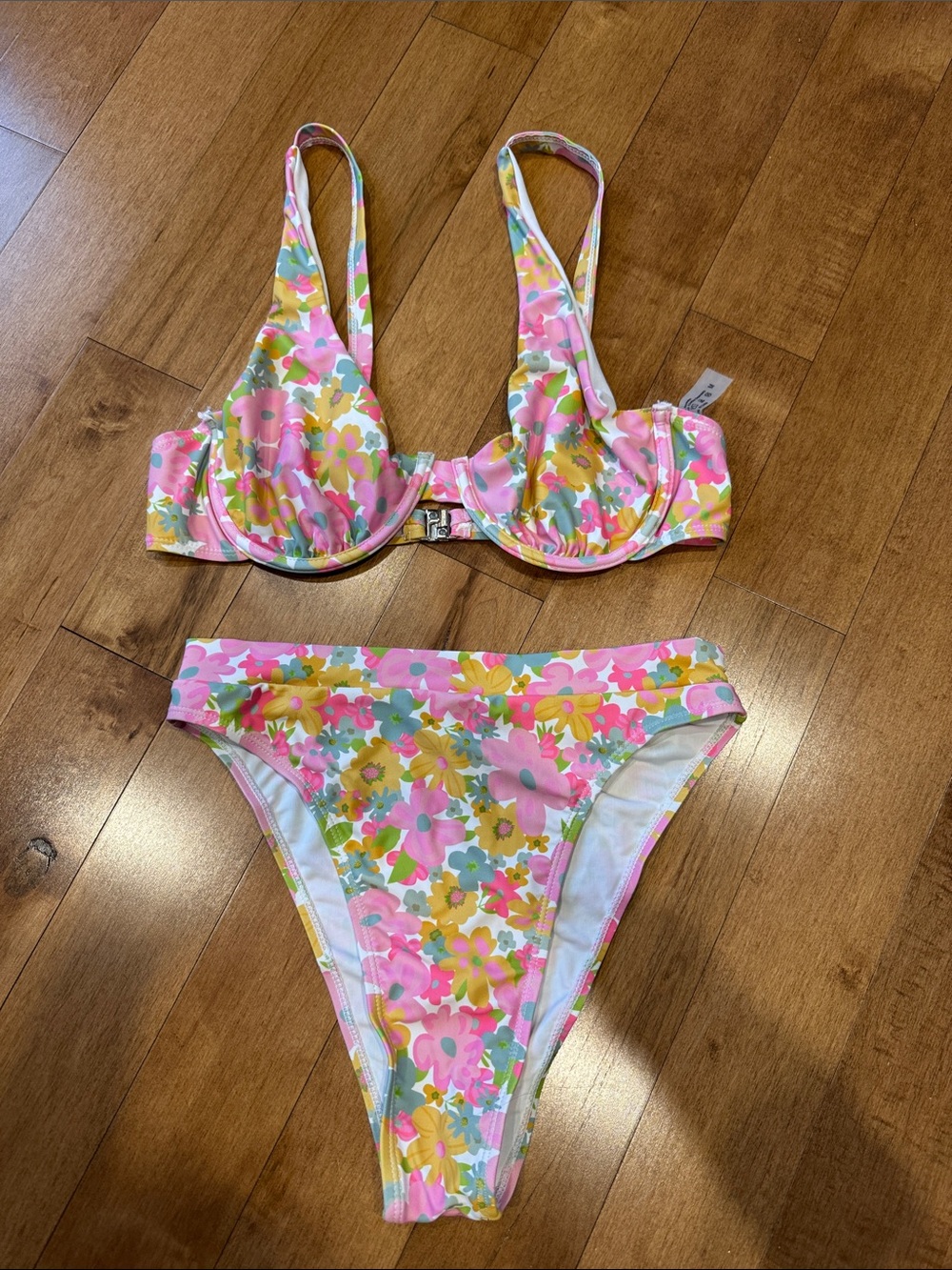 5/$25 🤍SHEIN Floral Bikini